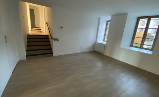 Appartement Type 3 - 85 m² - Bar Sur Aube