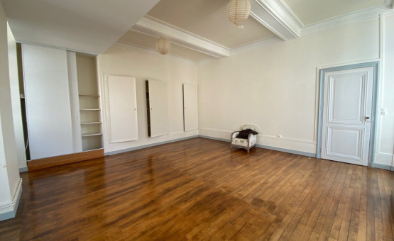 Appartement Type 2 - 98 m² - Bar Sur Aube