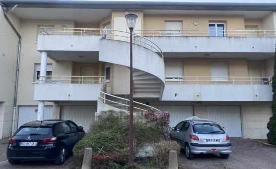 Appartement Type 4 - 82 m² - St Julien Les Villas