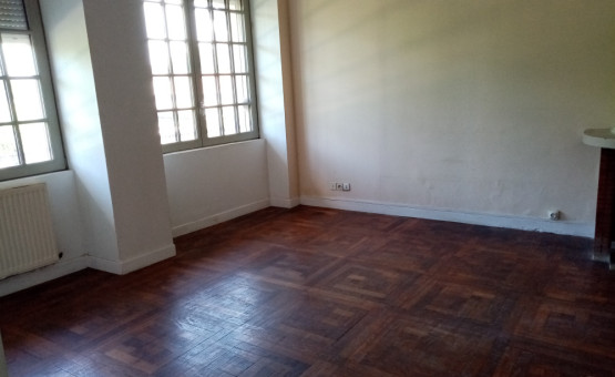 Appartement Type 2 - 59 m² - Polisot