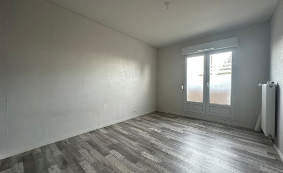 Appartement faux Type 4 - 91 m² - Troyes