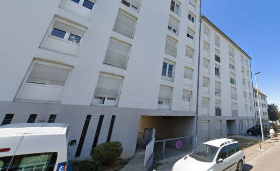 Appartement faux Type 4 - 91 m² - Troyes