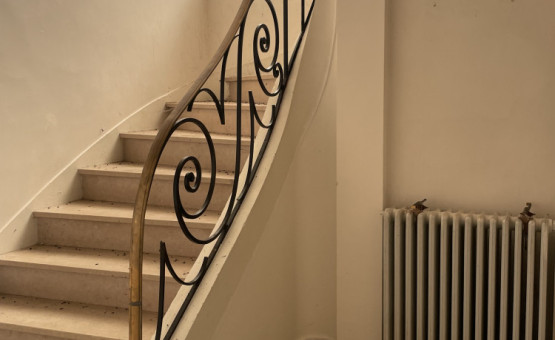 Maison à ARCIS SUR AUBE (ex Trésorerie) - Arcis-Sur-Aube