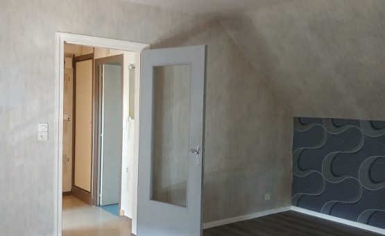 Appartement Chambre - 32 m² - Mussy Sur Seine