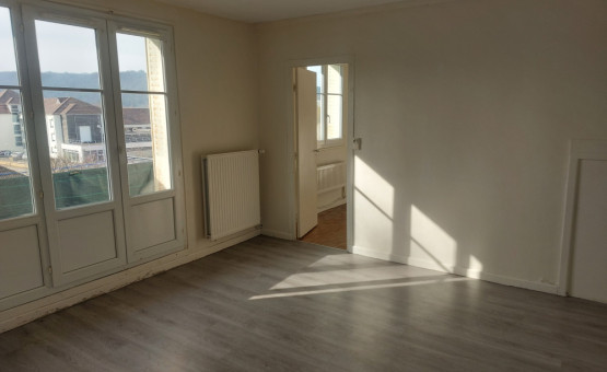 Appartement Type 3 - 52 m² - Bar Sur Aube