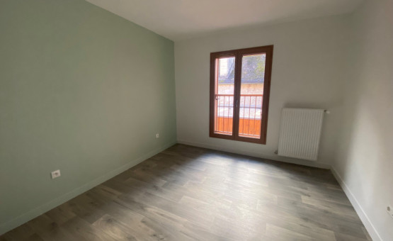 Appartement Type 4 - 92 m² - Bar Sur Aube