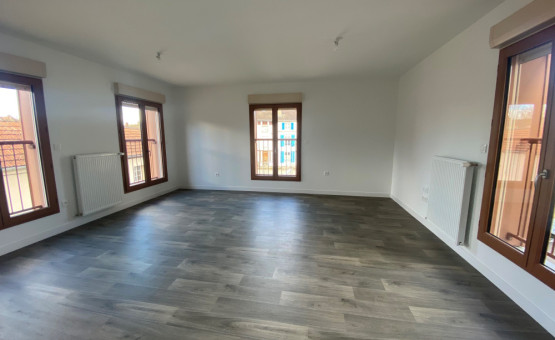 Appartement Type 4 - 92 m² - Bar Sur Aube