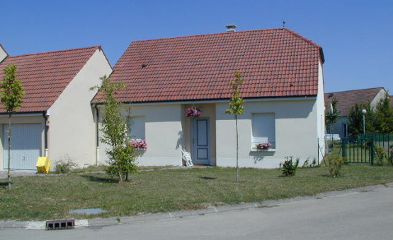 Maison Type 4 - 81 m² - Marcilly Le Hayer