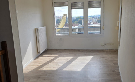Appartement Type 2 - 65 m² avec terrasse - Troyes