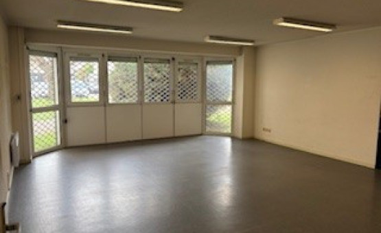 Local professionnel - 66 m² - Troyes