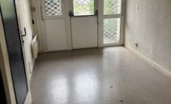 Local professionnel - 66 m² - Troyes