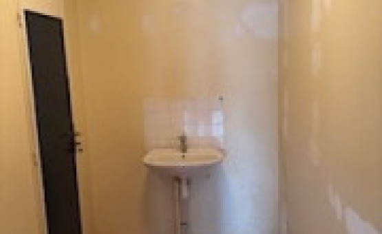 Local professionnel - 66 m² - Troyes