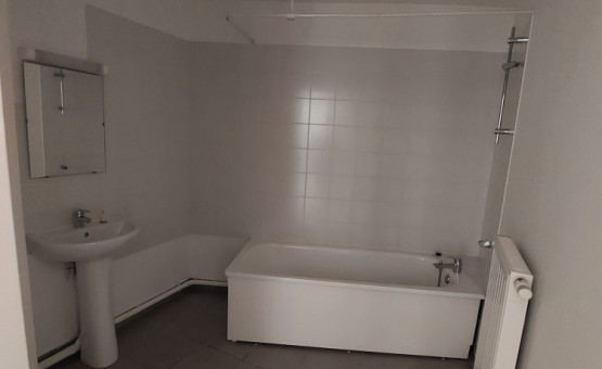 Appartement Type 5 - 100 m² - Romilly Sur Seine