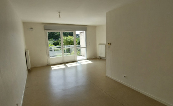 Appartement Type 5 - 100 m² - Romilly Sur Seine
