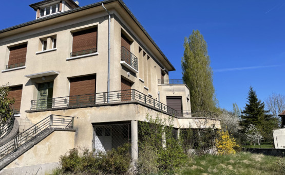 Maison Type 8 - 206 m² - Arcis-Sur-Aube