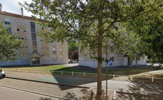 Appartement "faux type 5" - 64 m² - Troyes